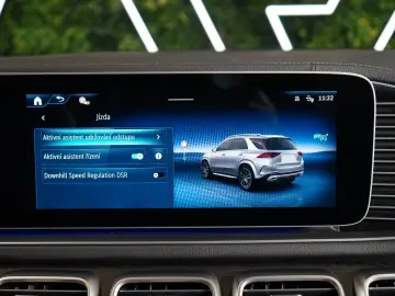 GLE 450d 4M PANO TOW 360 HUD 79.669€ NETTO