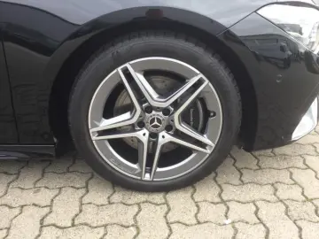 CLA 200 Coupé AMG  Fahrassistenz Verkehrszeichen