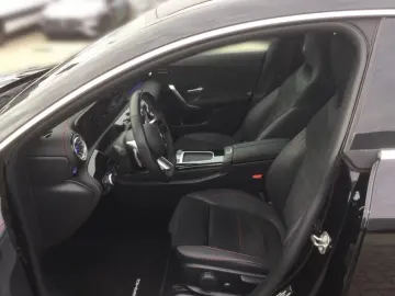 CLA 200 Coupé AMG  Fahrassistenz Verkehrszeichen