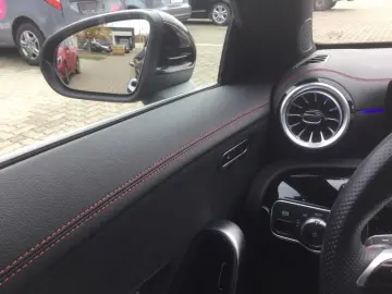 CLA 200 Coupé AMG  Fahrassistenz Verkehrszeichen