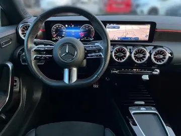 CLA 200 Coupé AMG-Adv  Night 19 WiP KeyGo Ambi