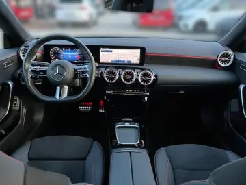 CLA 200 Coupé AMG-Adv  Night 19 WiP KeyGo Ambi