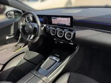 CLA 200 Coupé AMG-Adv  Night 19 WiP Ambi KeyGo