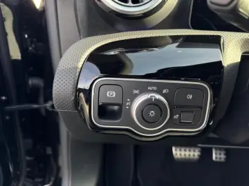 CLA 200 Coupé AMG-Adv  Night 19 WiP Ambi KeyGo