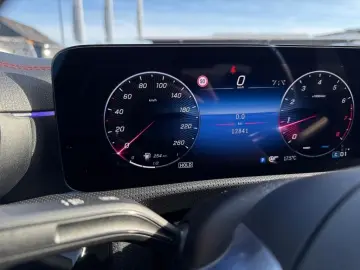 CLA 200 Coupé AMG-Adv  Night 19 WiP Ambi KeyGo