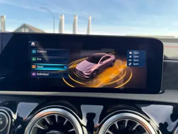 CLA 200 Coupé AMG-Adv  Night 19 WiP Ambi KeyGo