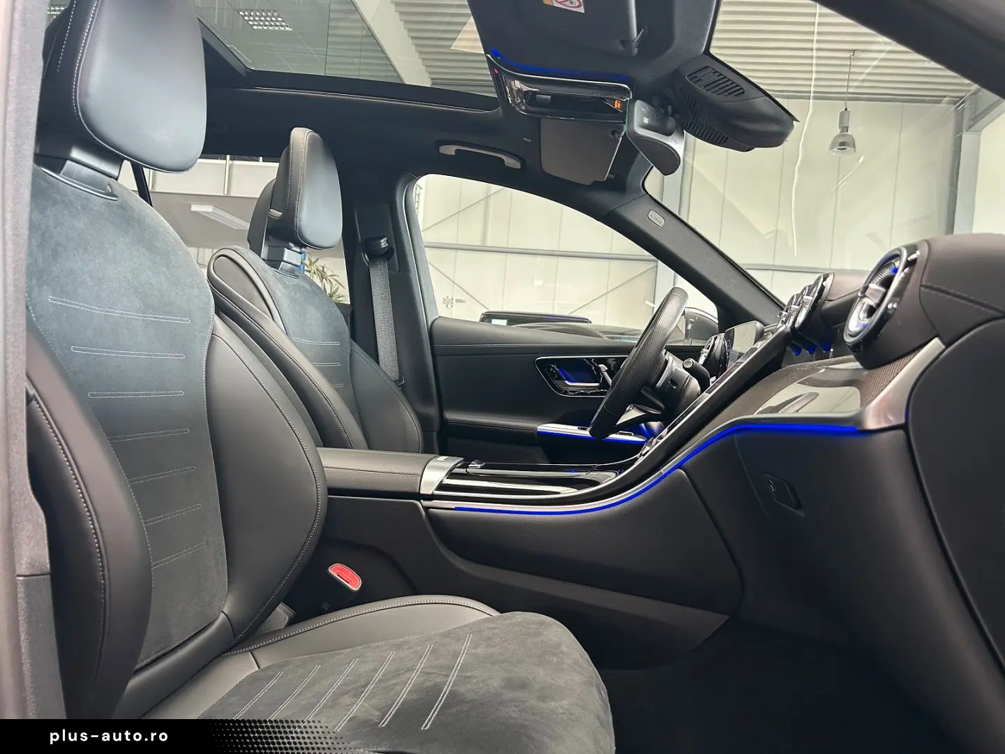 GLC 300 d 4M AMG PREMIUM  MAGNO- AIRMATIC- PANO!