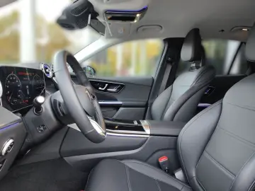 GLC 300 de 4Matic AVANTGARDE AHK 360  DISTRONIC