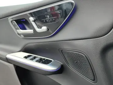 GLC 300 de 4Matic AVANTGARDE AHK 360  DISTRONIC