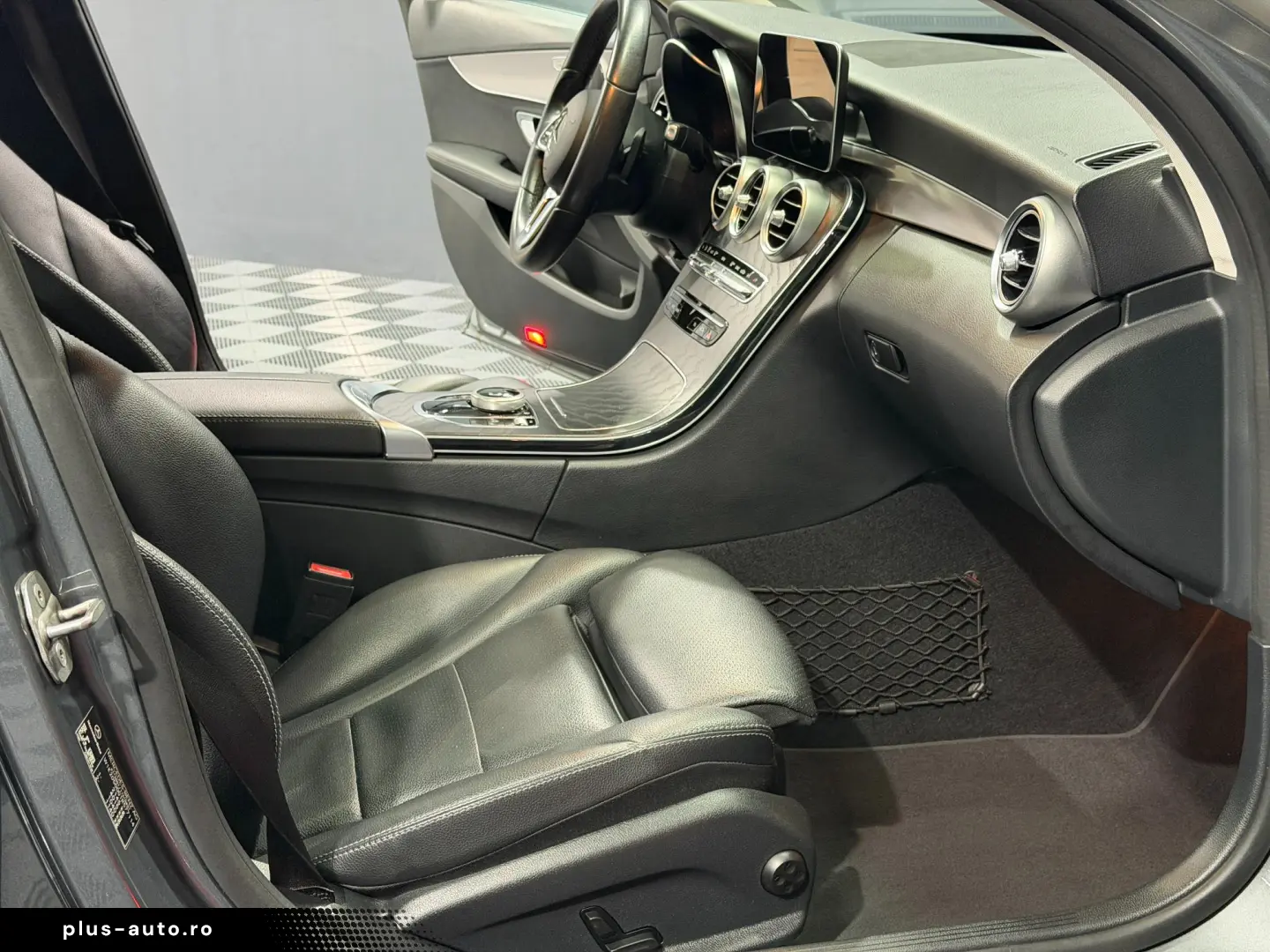 Mercedes-Benz C-Klasse Berline C 180 d Business Solution