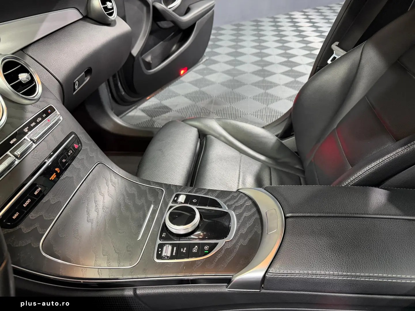 Mercedes-Benz C-Klasse Berline C 180 d Business Solution