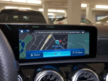 CLA 180 Coupé   AMG MEMO AHK KAMERA PANO SPUR