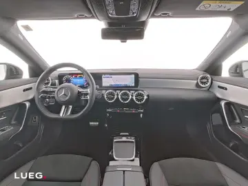 CLA 200 Coupé AMG MBUX LED-HP KeyG RFK Night 19'