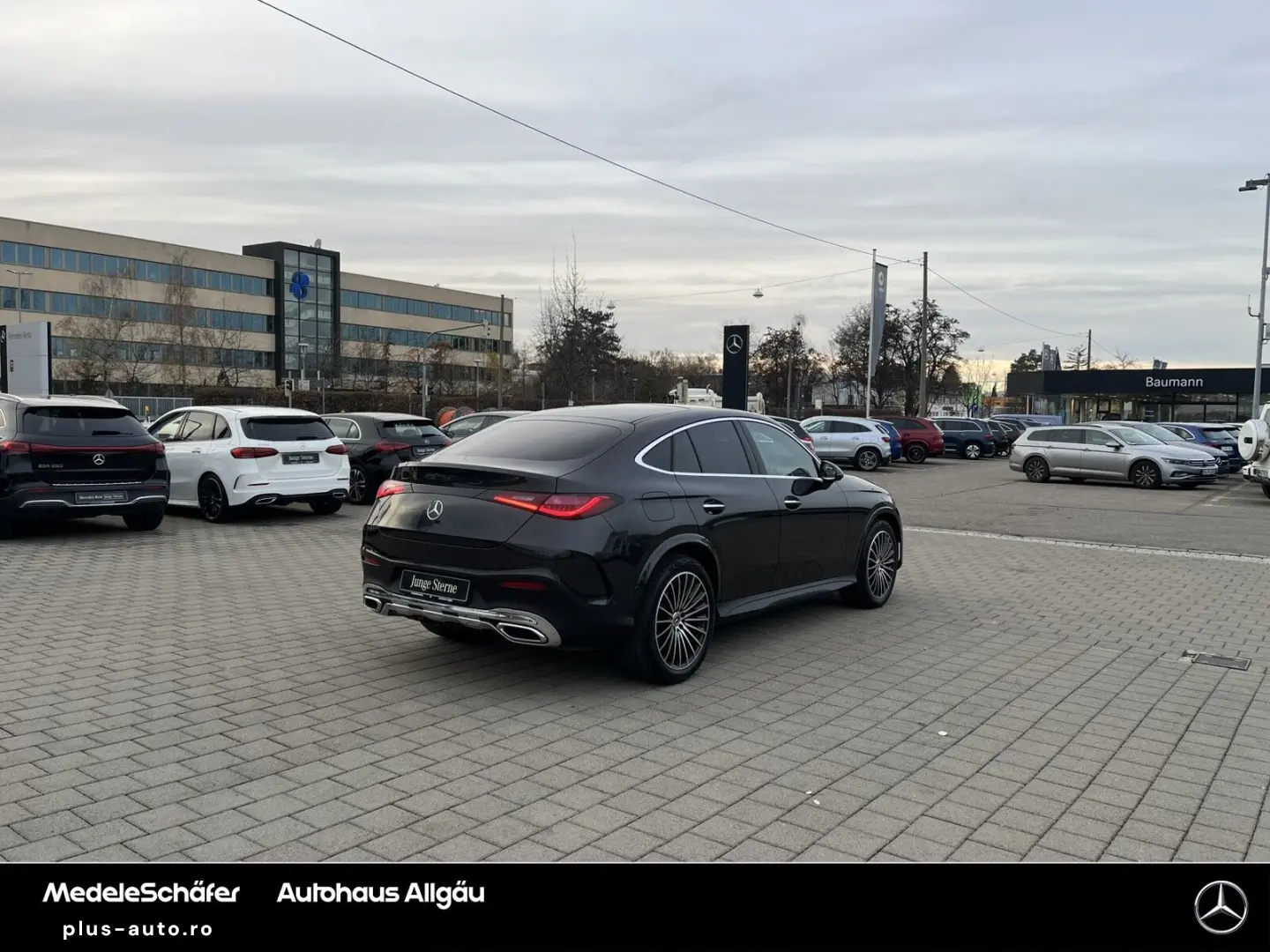 GLC 300 d 4M AMG Coupe 20  AHK Pano 360  D-Light