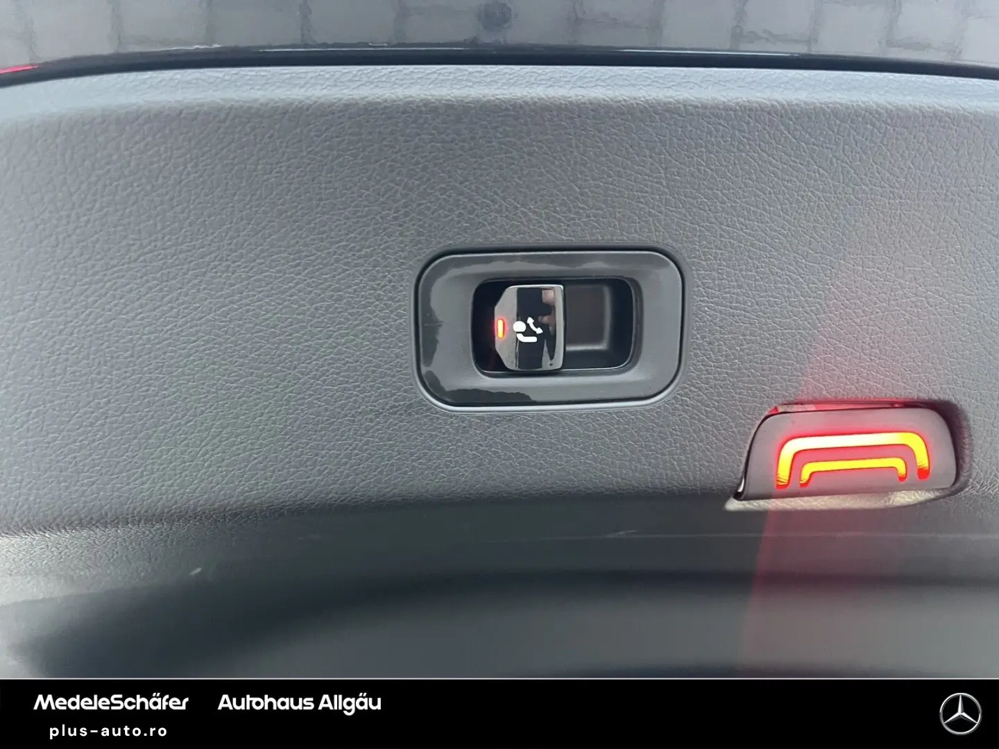 GLC 300 d 4M AMG Coupe 20  AHK Pano 360  D-Light