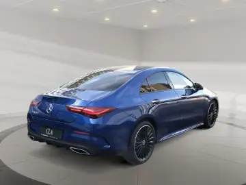 CLA 180 Coupe  MBUX AMG Wide Pano SpurW W-Paket
