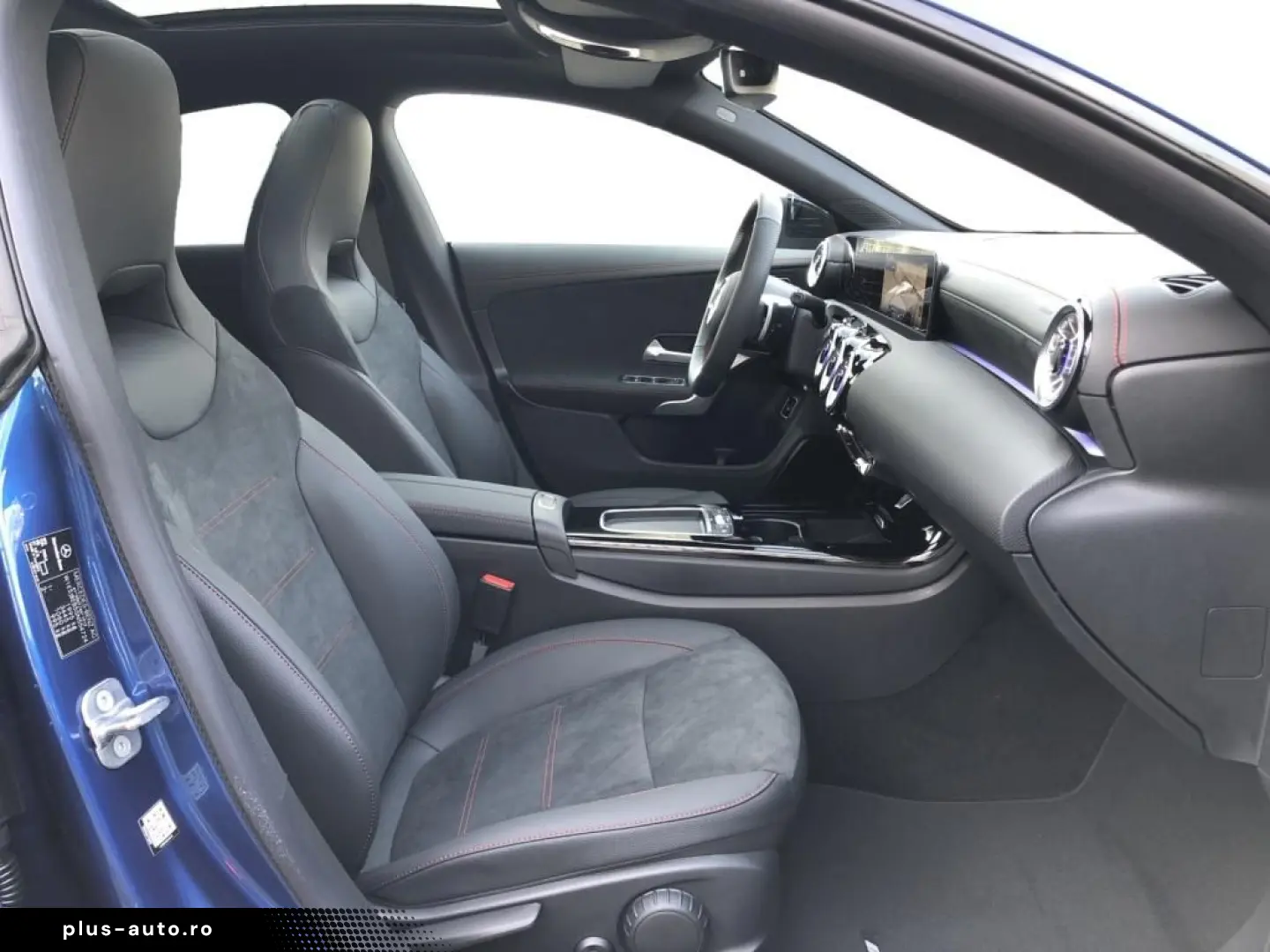 CLA 180 Coupe  MBUX AMG Wide Pano SpurW W-Paket