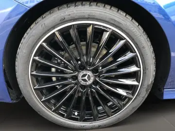 CLA 180 Coupe  MBUX AMG Wide Pano SpurW W-Paket