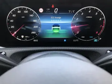 CLA 180 Coupe  MBUX AMG Wide Pano SpurW W-Paket