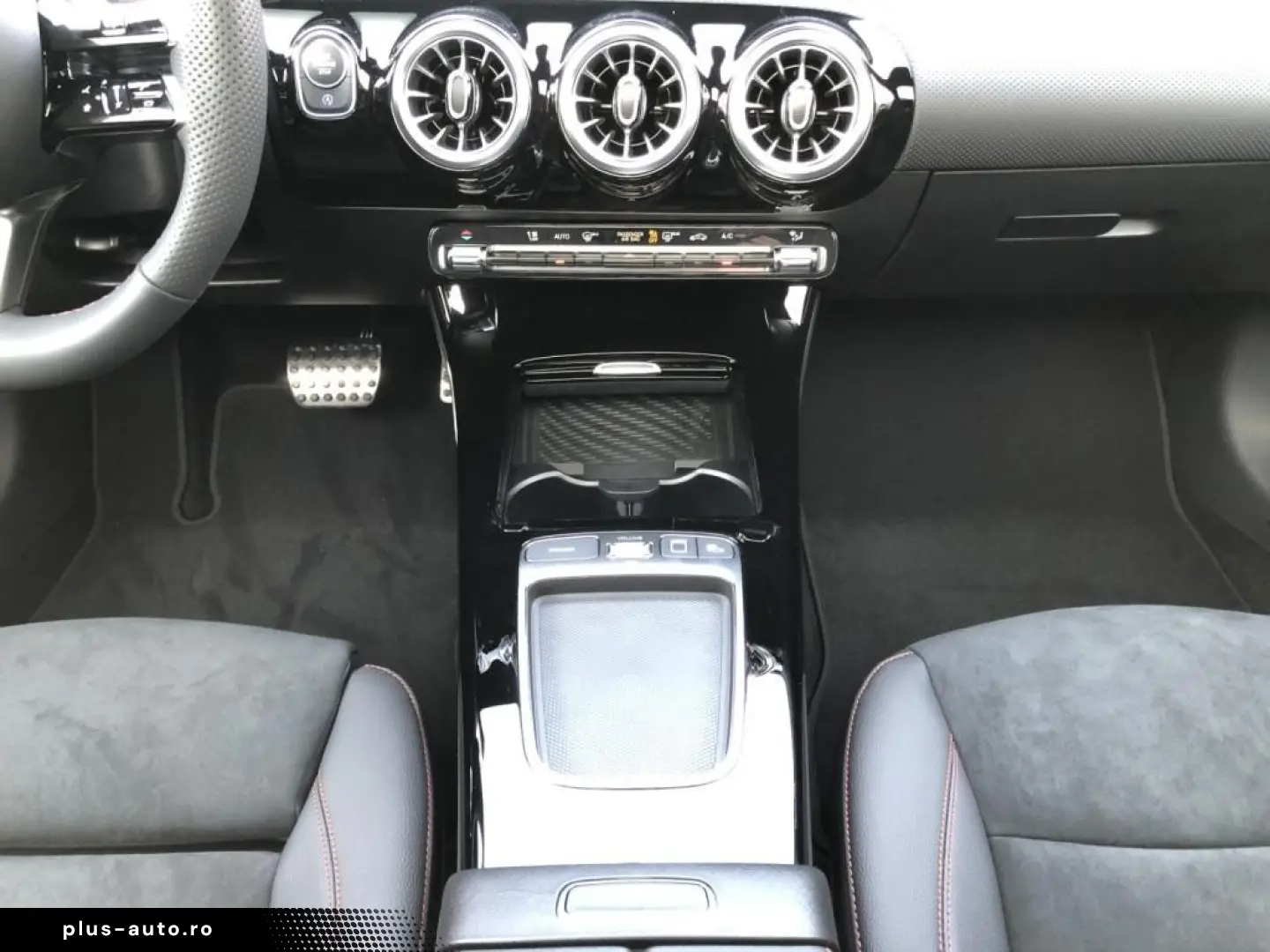 CLA 180 Coupe  MBUX AMG Wide Pano SpurW W-Paket