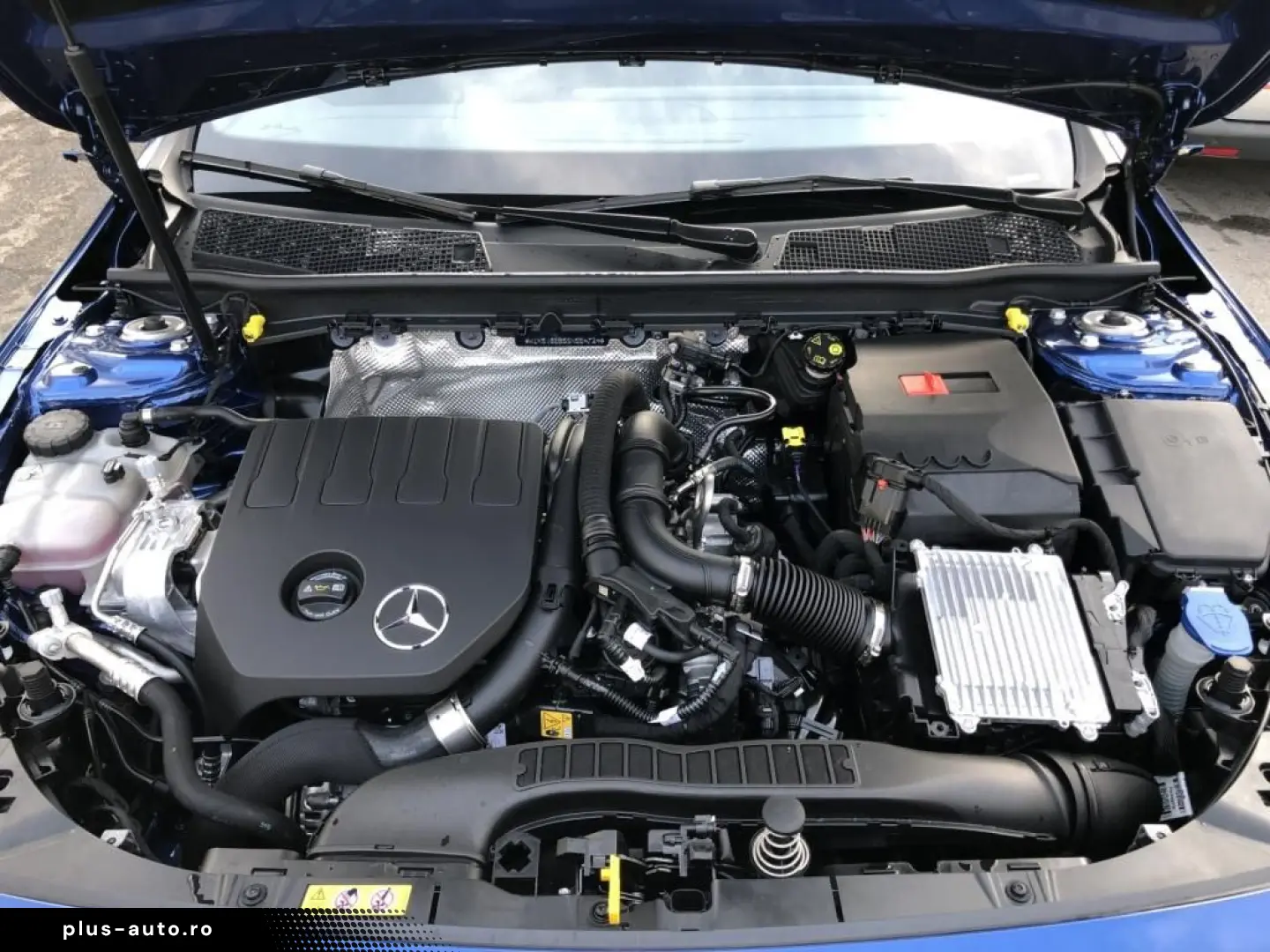 CLA 180 Coupe  MBUX AMG Wide Pano SpurW W-Paket