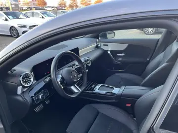 CLA 200 Coupé AMG NIGHT TOTW AMBIENTE STDHZ KAM