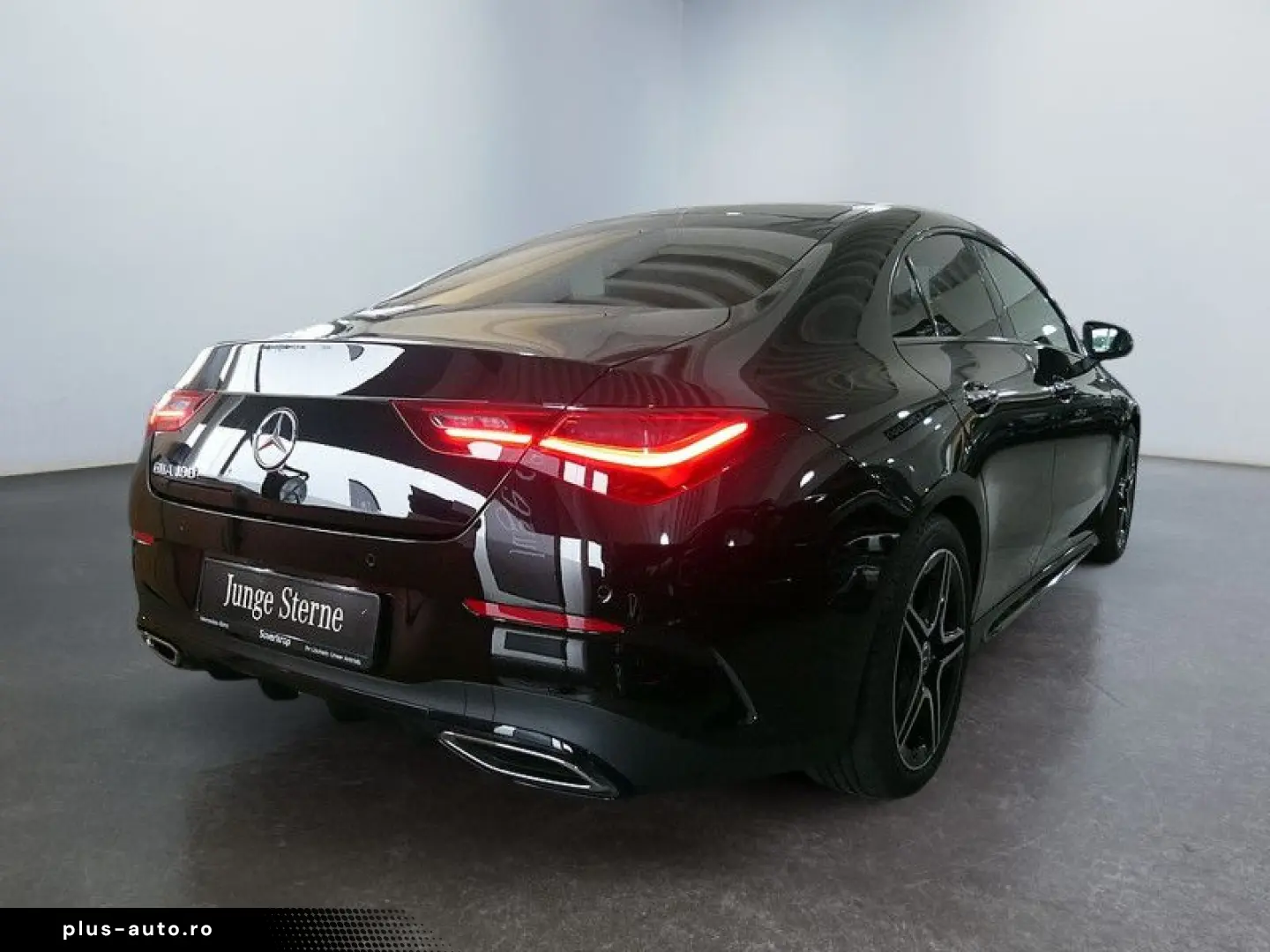 CLA 180 Coupé   AMG BURM NIGHT MULTI 360 AHK PDC