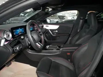 CLA 180 Coupé   AMG BURM NIGHT MULTI 360 AHK PDC