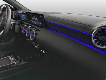 CLA 180 Coupé AMG ADVANCED P PANO-SD WINTER KAME