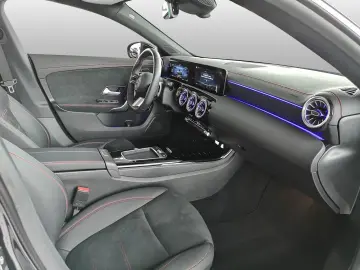 CLA 180 Coupé AMG ADVANCED P PANO-SD WINTER KAME