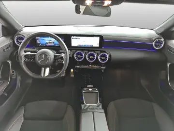 CLA 180 Coupé AMG ADVANCED P PANO-SD WINTER KAME