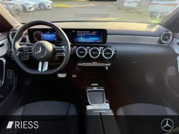 CLA 200 Coupé AMG SPORT PANO DISTR AHK 360  MULT