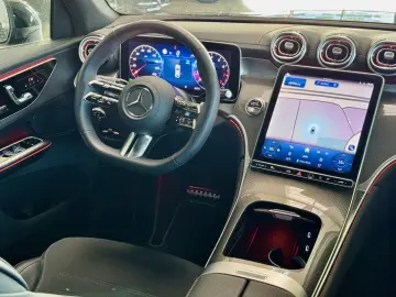 GLC 300 4M Coupé AMG Night Kamera AHK Memory KEY