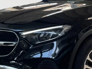 GLC 200 4M Avantg. Totwi. AHK Pano 360  LED SHZ