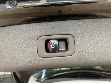 GLC 200 4M Avantg. Totwi. AHK Pano 360  LED SHZ