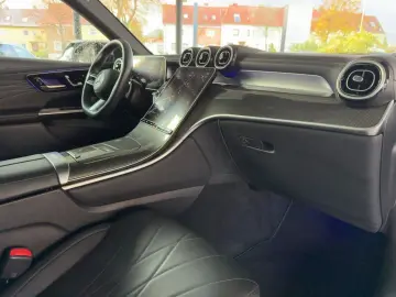 GLC 200 4M AMG Line Burm DigiLight HeadUp KeyGo