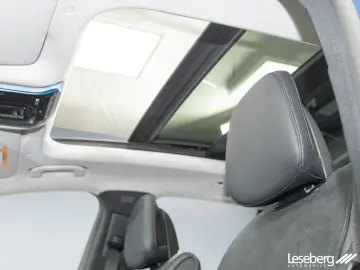 GLC 300 e 4M AMG DIG.LIGHT AHK Pano Distro 360