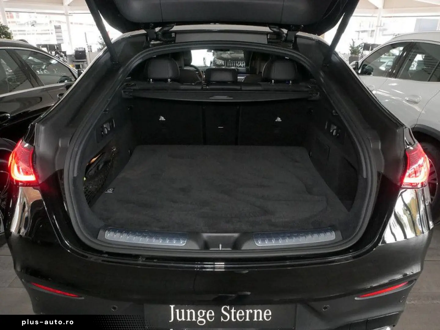 GLC 300 d 4M Coupé   AMG BURM NIGHT MEMO 360 AHK