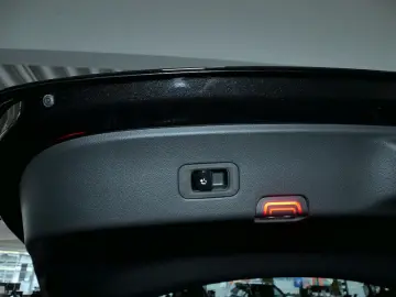 GLC 300 d 4M Coupé   AMG BURM NIGHT MEMO 360 AHK