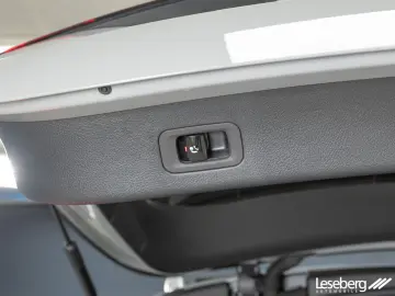 GLC 300 e 4M Avantgarde DIG.LIGHT AHK Pano HUD