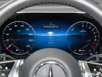 GLC 300 e 4M Avantgarde DIG.LIGHT AHK Pano HUD