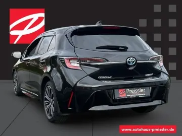 Corolla Hybrid Team D AHK Soundsystem LED Blendf