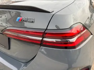 M5 Keramik-Bremse B&W Carbon M-Driver Panorama