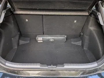 Corolla 1.8l Hybrid  Business Edition  Einparkse