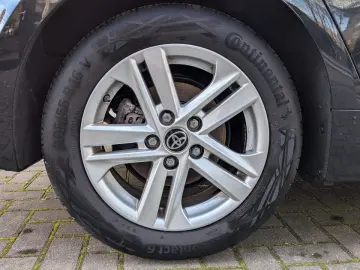 Corolla 1.8l Hybrid  Business Edition  Einparkse