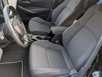 Corolla 1.8l Hybrid  Business Edition  Einparkse