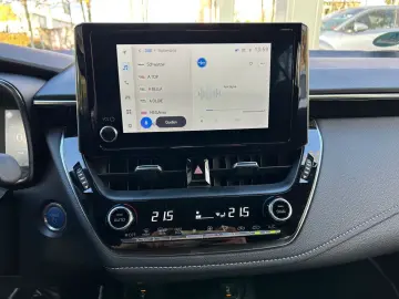 Corolla 1.8l Hybrid  Business Edition  Einparkse