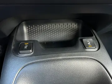 Corolla 1.8l Hybrid  Business Edition  Einparkse