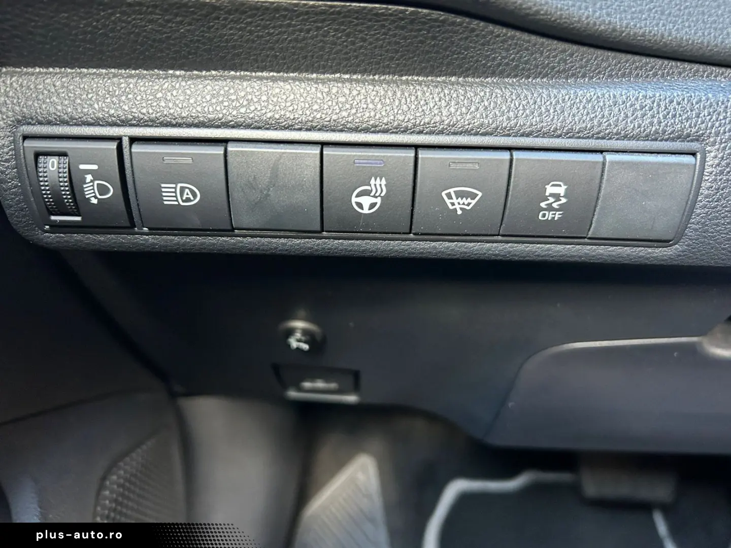 Corolla 1.8l Hybrid  Business Edition  Einparkse