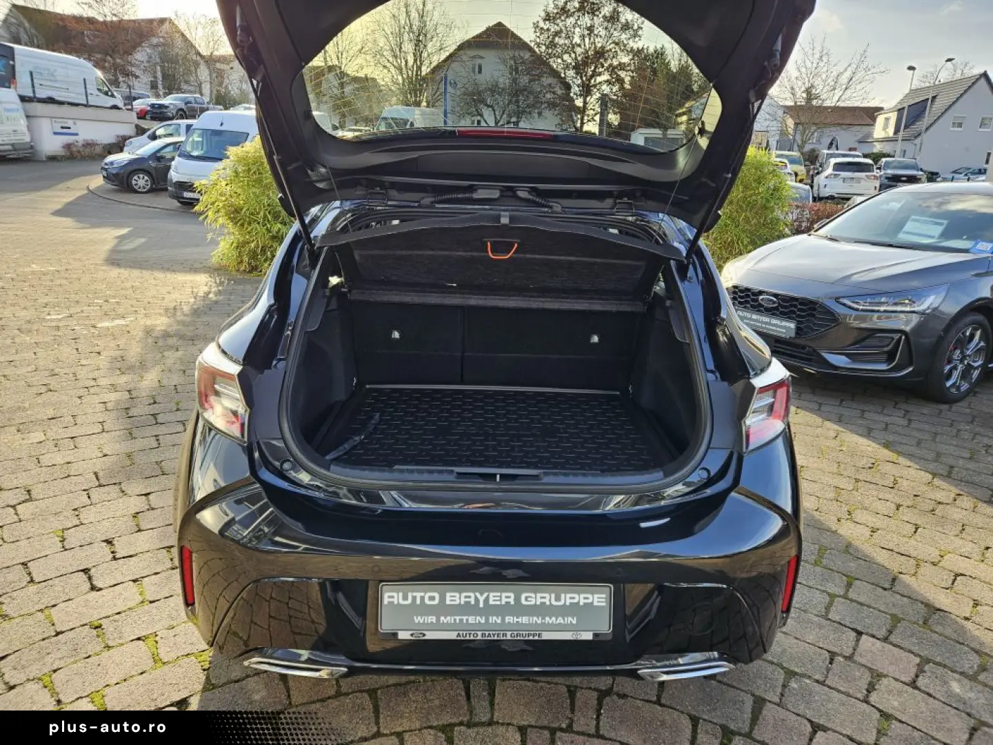 Corolla 2.0 Hybrid Team Deutschland